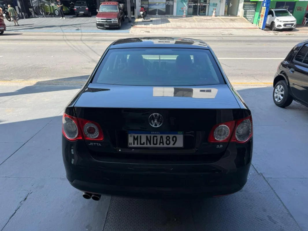 Jetta 2.5 Aut. 2010 - Imagem 6