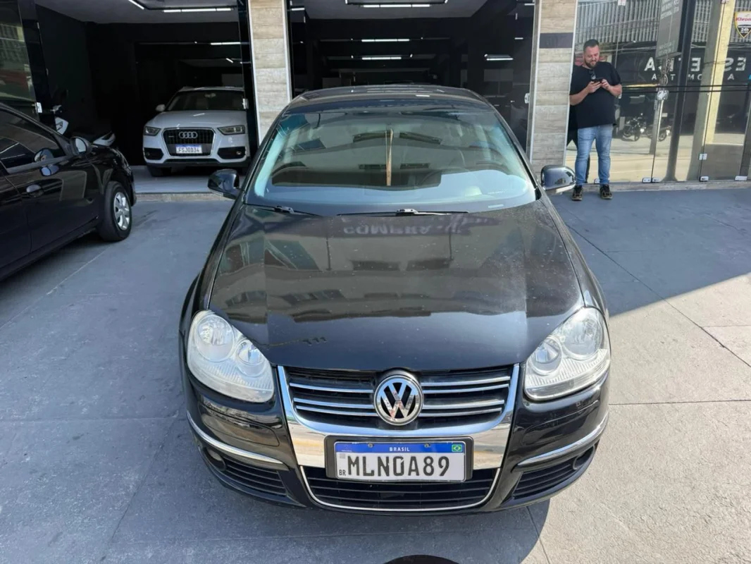Jetta 2.5 Aut. 2010 - Imagem 2