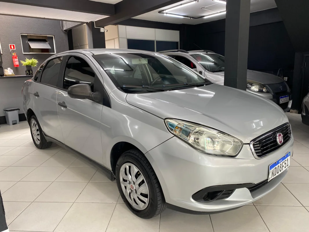 Grand Siena Atracttive 1.0 completo manual 2018