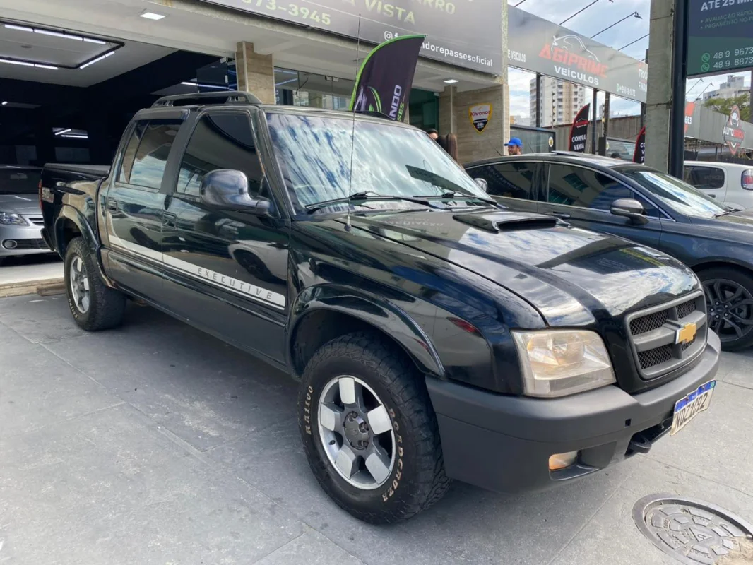 S10 EXECUTIVE 2.8 MWM 4x4 manual 2008