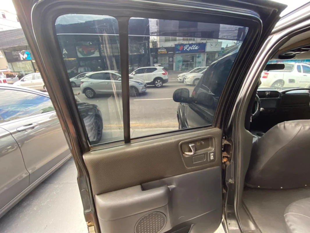 S10 EXECUTIVE 2.8 MWM 4x4 manual 2008 - Imagem 13