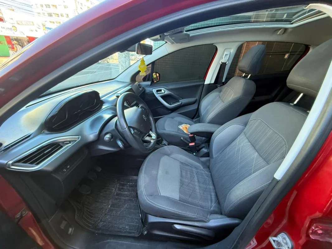 208 GRIFFE 1.6 completo manual TETO PANORÂMICO 2014 - Imagem 11