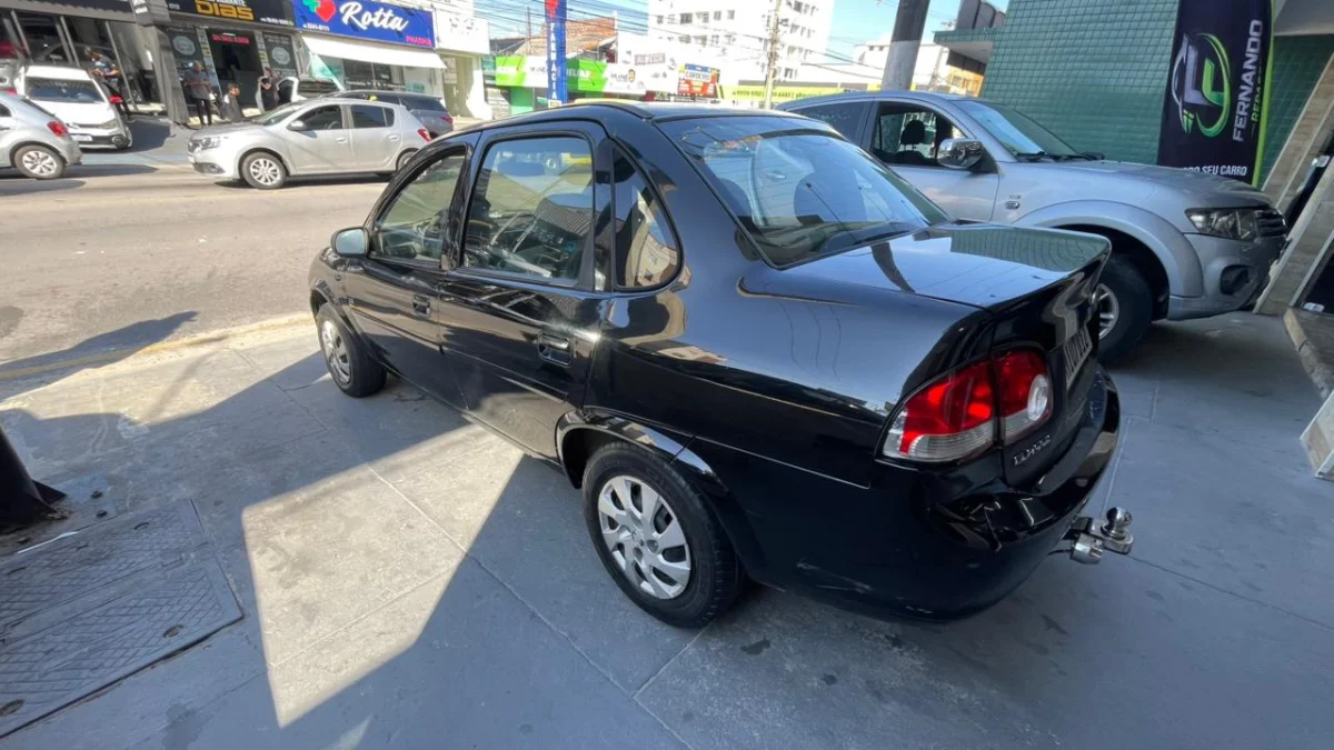 Classic LS 1.0 2011 - Imagem 2