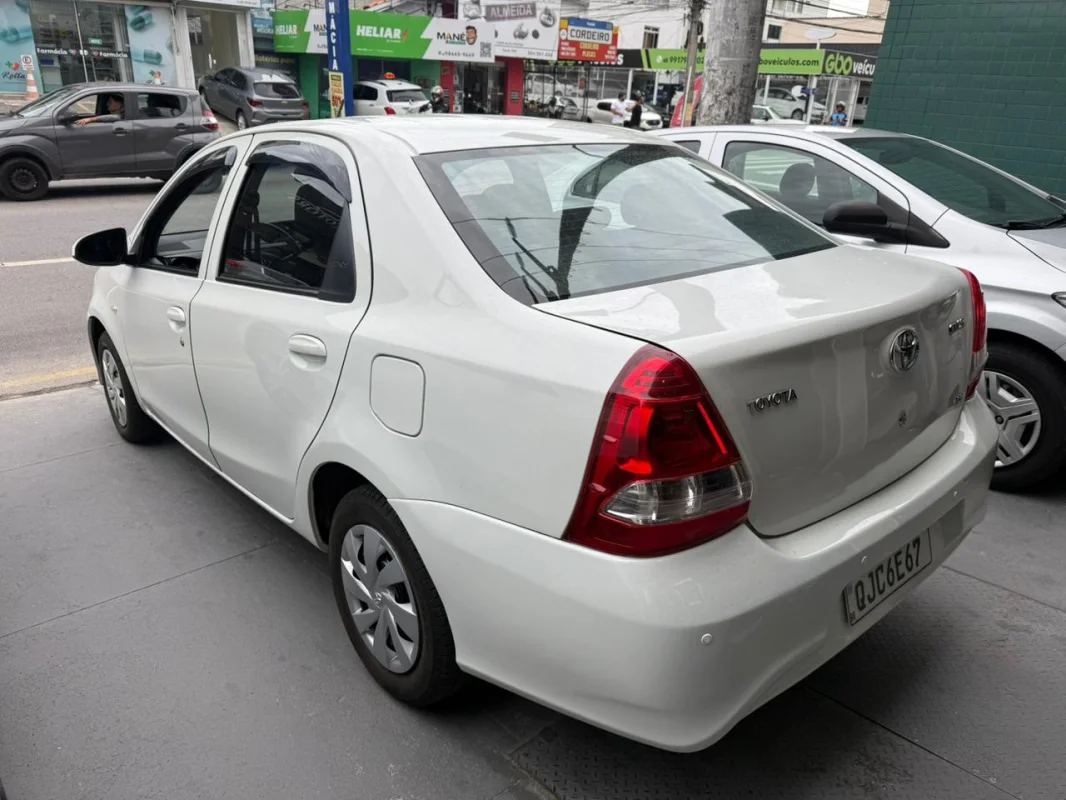Etios x Sedan 1.5 completo manual GNV 2019 - Imagem 5