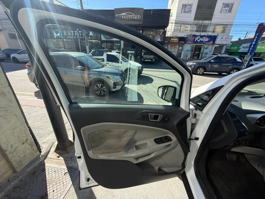 Ecosport TITANIUM 2.0 completo automático 2014 - Imagem 9