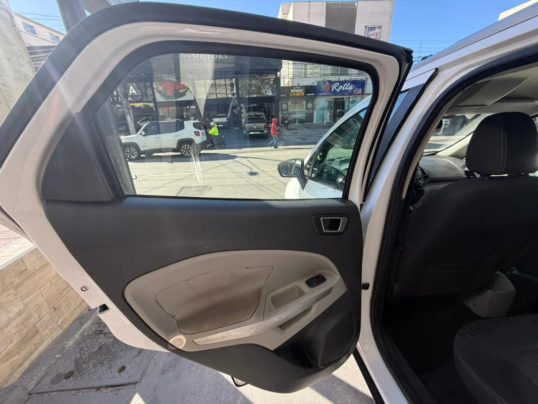 Ecosport TITANIUM 2.0 completo automático 2014 - Imagem 14