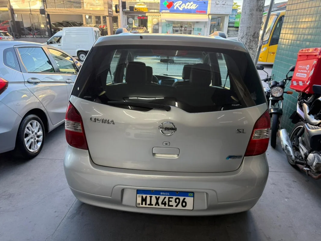 Livina SL 1.8 completo automático 2012 - Imagem 6
