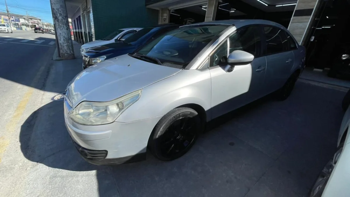 C4 PALLAS GLX 2.0 Flex Aut. 2011 - Imagem 4