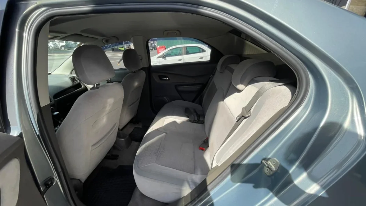 COBALT LTZ 1.4 Flex GNV Mec. 2012 - Imagem 8