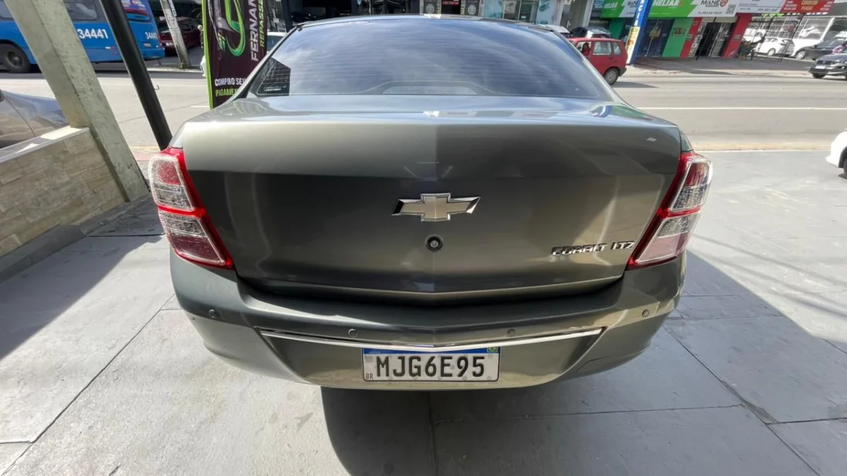 COBALT LTZ 1.4 Flex GNV Mec. 2012 - Imagem 6