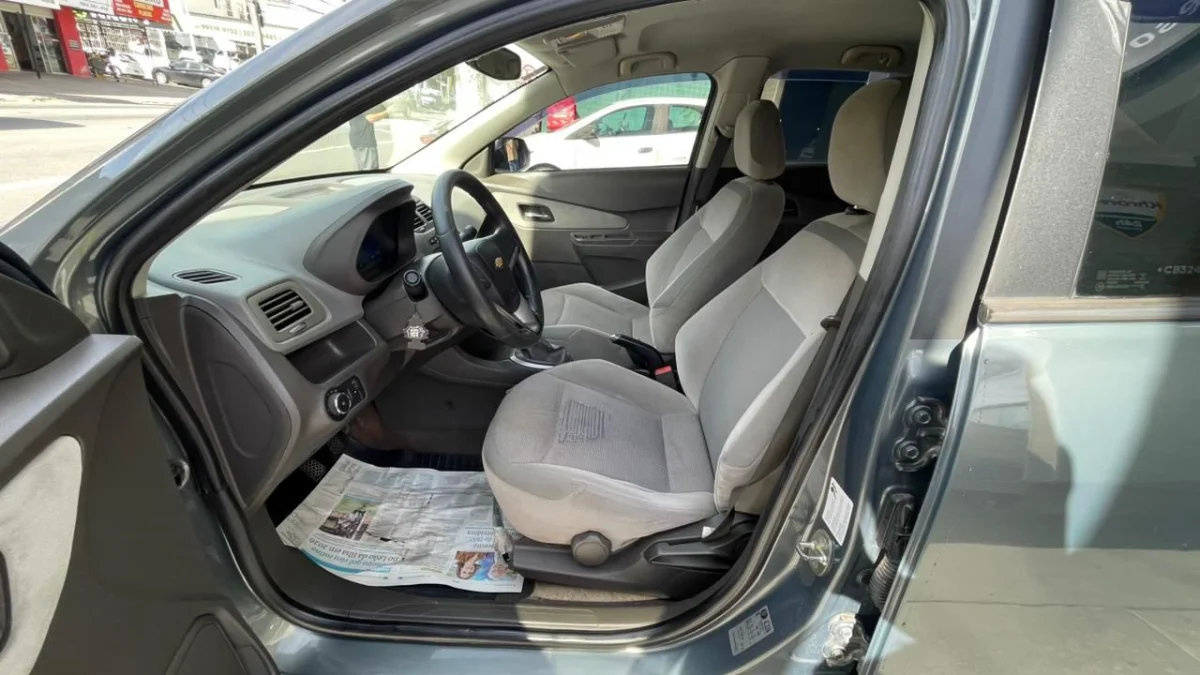COBALT LTZ 1.4 Flex GNV Mec. 2012 - Imagem 7