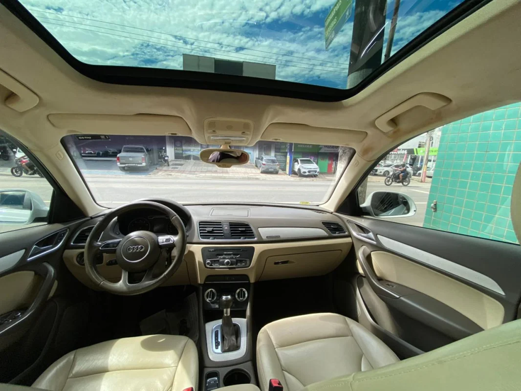 Q3 2.0 TFSI automática INTERNA CARAMELO + TETO SOLAR 2014  - Imagem 7