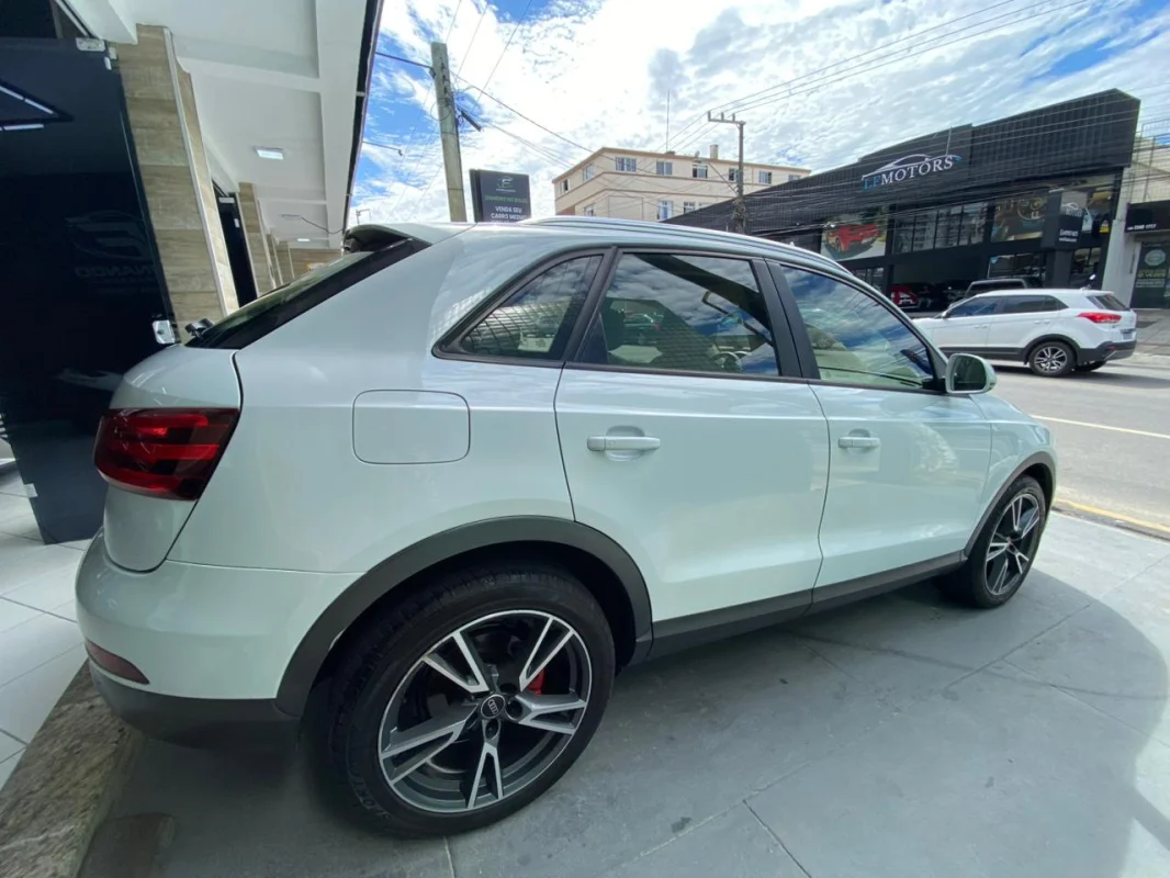 Q3 2.0 TFSI automática INTERNA CARAMELO + TETO SOLAR 2014  - Imagem 3
