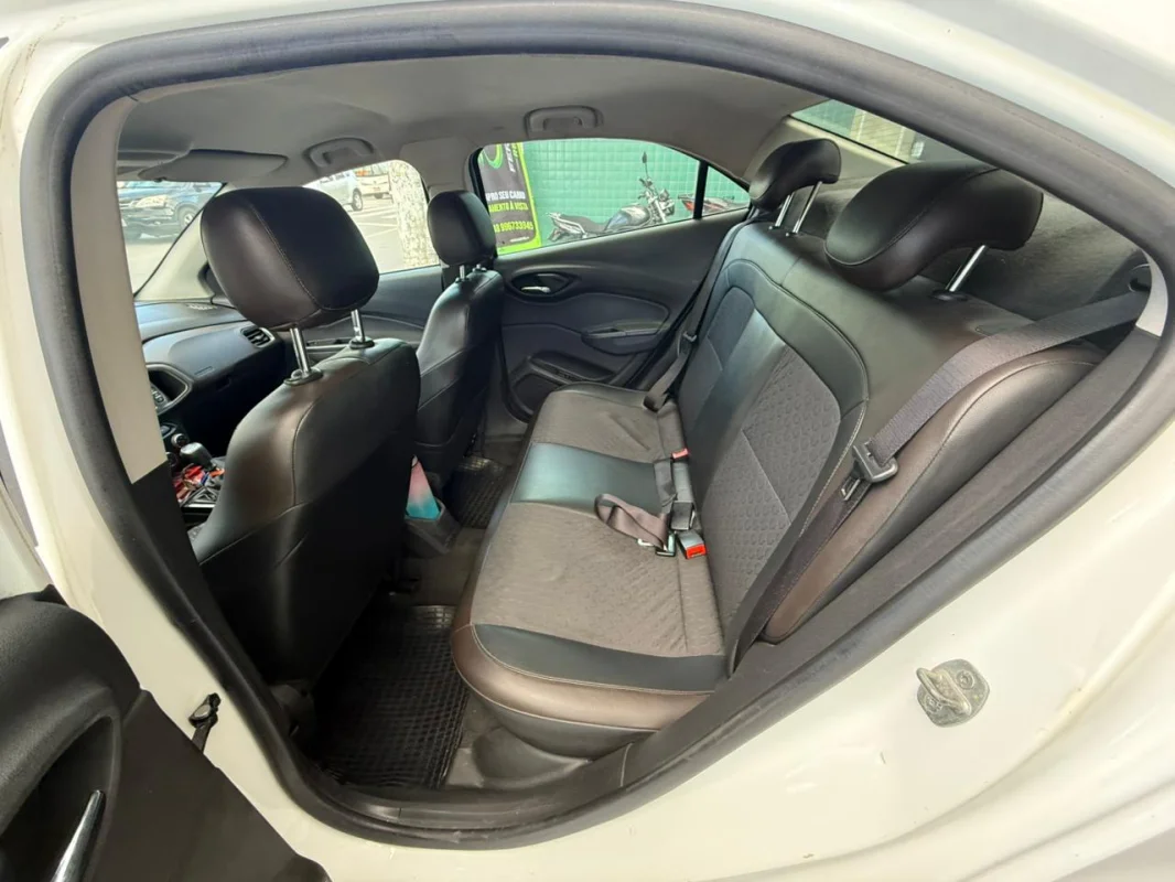 Prisma LTZ 1.4 completo manual 2018 - Imagem 8