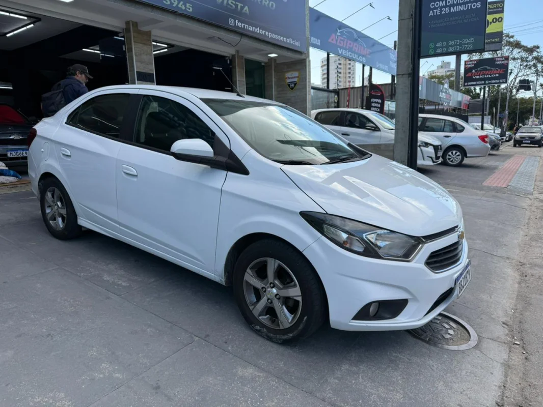 Prisma LTZ 1.4 completo manual 2018 - Imagem 1