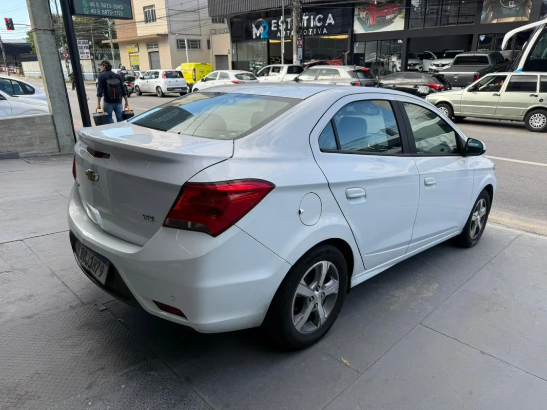 Prisma LTZ 1.4 completo manual 2018 - Imagem 5