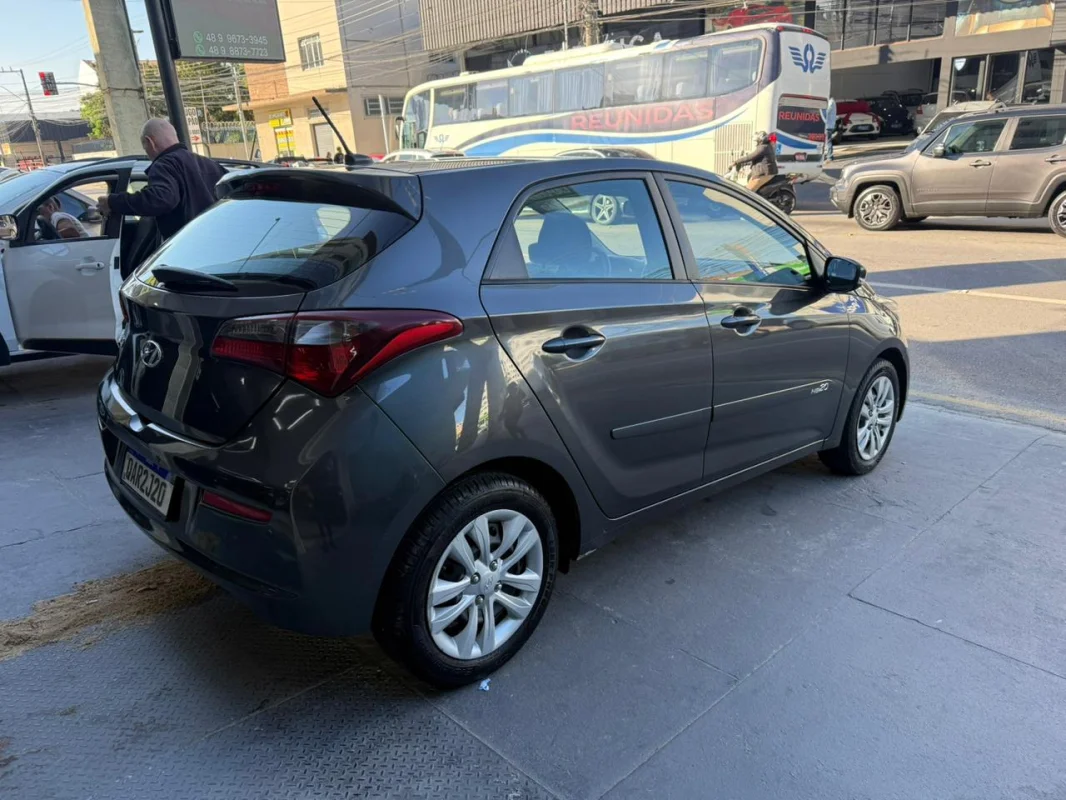 HB20 1.0 comfort plus completo manual 2019 - Imagem 10