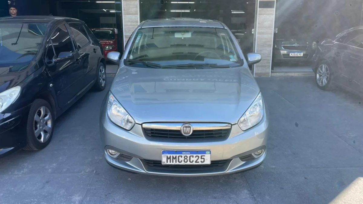 Grand Siena Atracttive 1.4 EVO Flex Mec. 2015 - Imagem 2