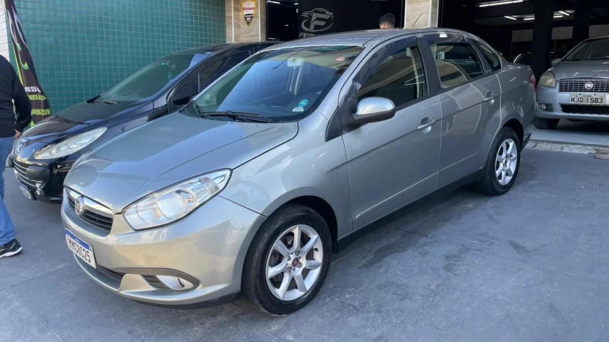Grand Siena Atracttive 1.4 EVO Flex Mec. 2015 - Imagem 4