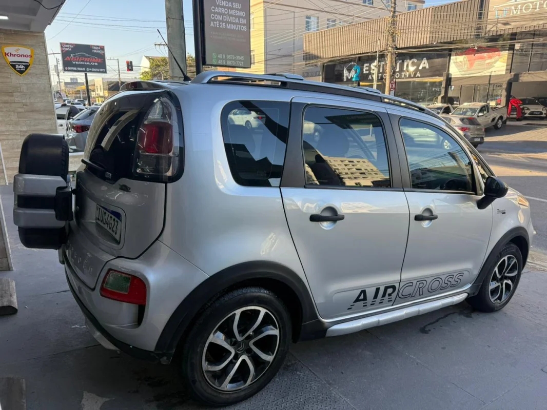 Aircross GLX 1.6 completo manual 2013 - Imagem 2