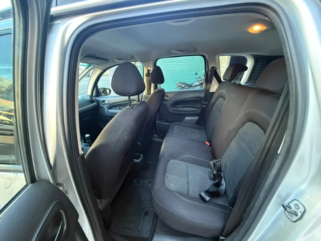 Aircross GLX 1.6 completo manual 2013 - Imagem 13