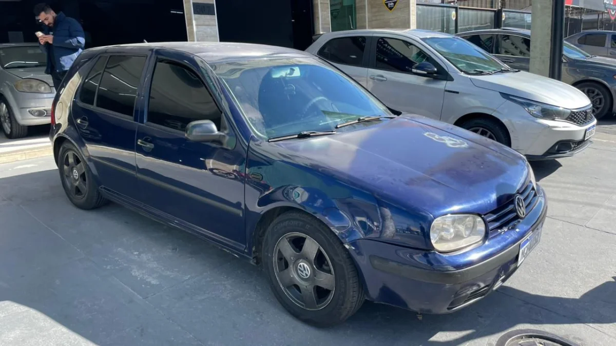 Golf 1.6 Mi/ Gener. Black & Silver Mec. 2002