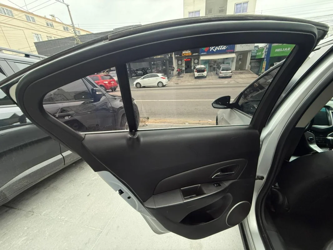 Cruze 1.8 LT completo automático 2013 - Imagem 8