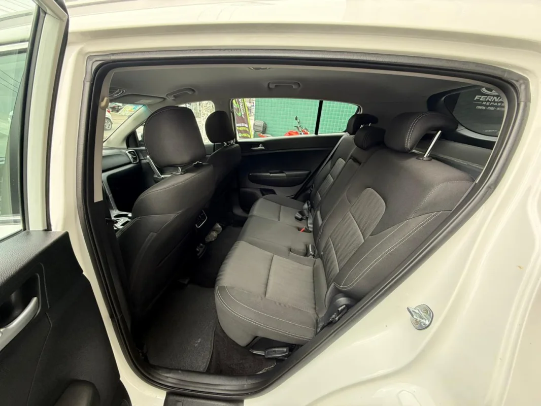 Sportage LX 2.0 completo automático 2019 - Imagem 8