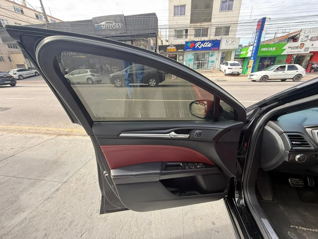 Fusion TITANIUM 2.0 completo automático TETO SOLAR 2017 - Imagem 12