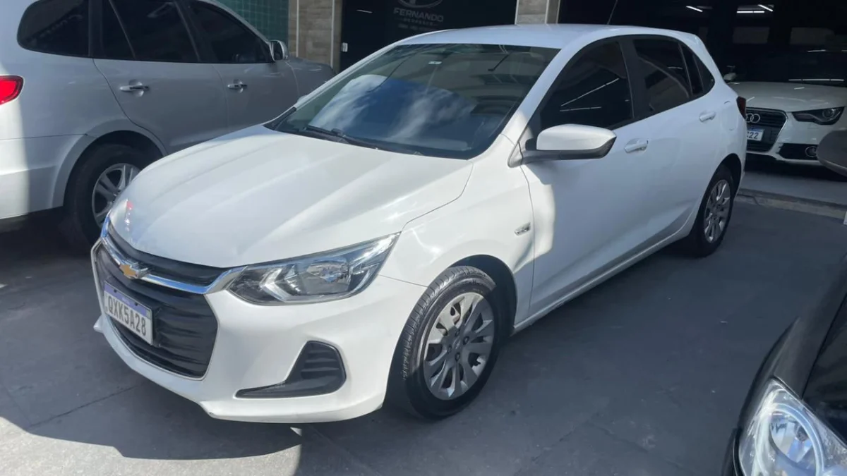 Onix Hatch 1.0 LT Flex Completo Mec. 2020 - Imagem 4