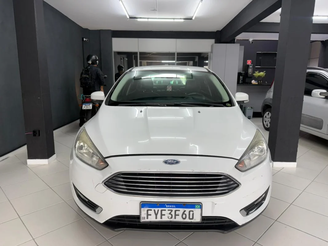 Focus Titanium 2.0 completo automático 2016 - Imagem 2