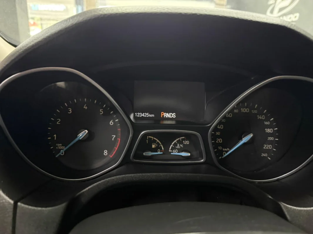 Focus Titanium 2.0 completo automático 2016 - Imagem 10