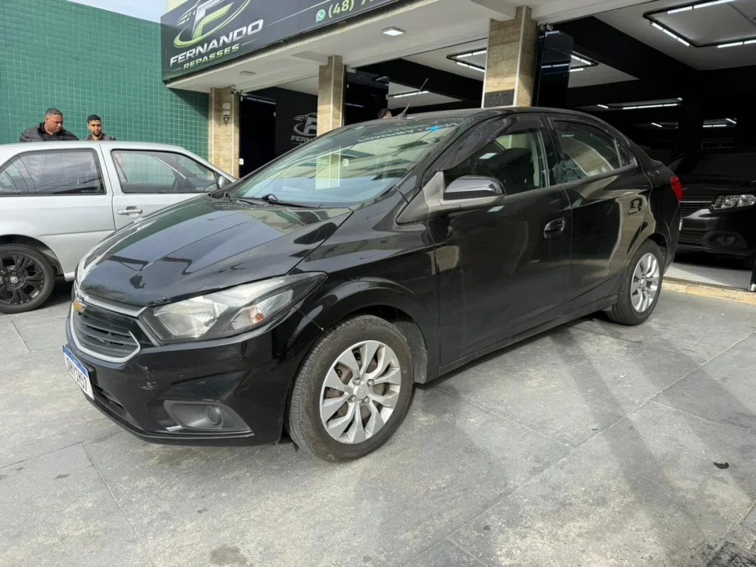 Prisma 1.4 LT completo manual 2017 - Imagem 4