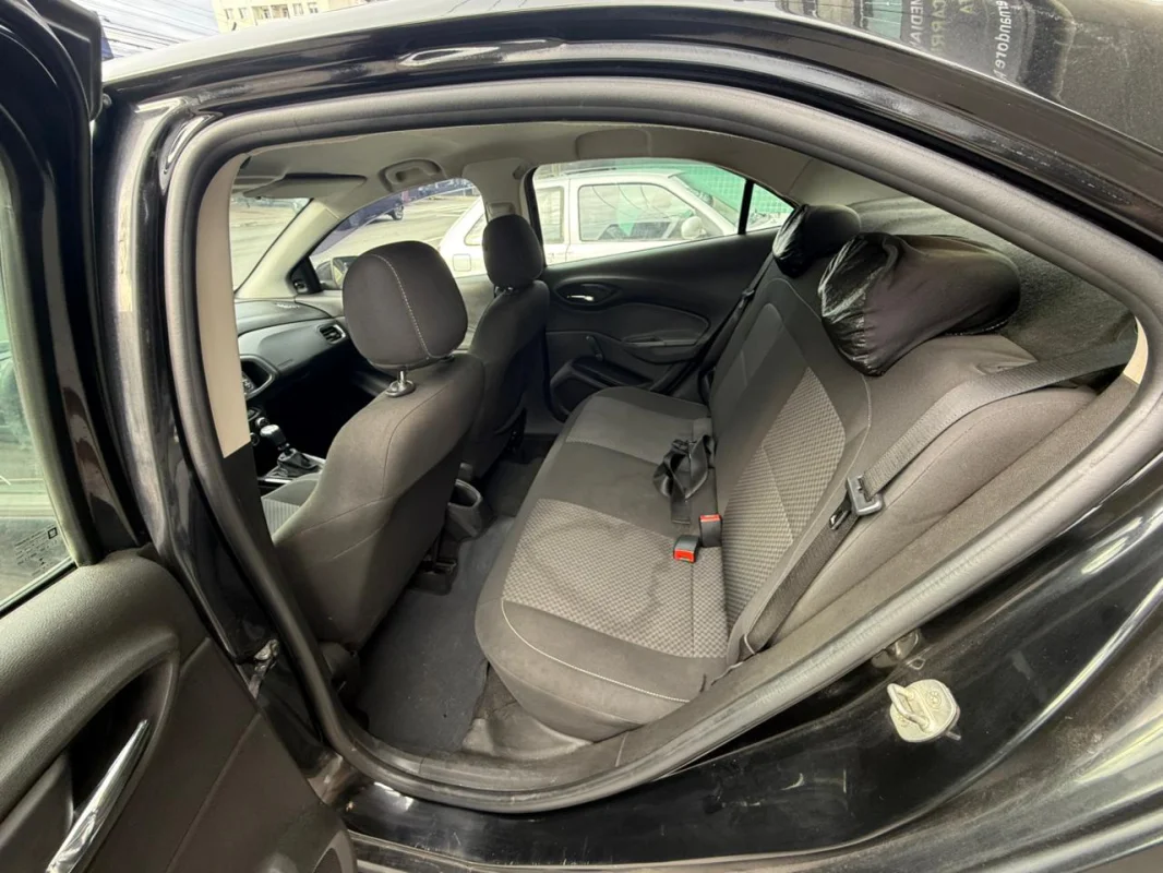 Prisma 1.4 LT completo manual 2017 - Imagem 8