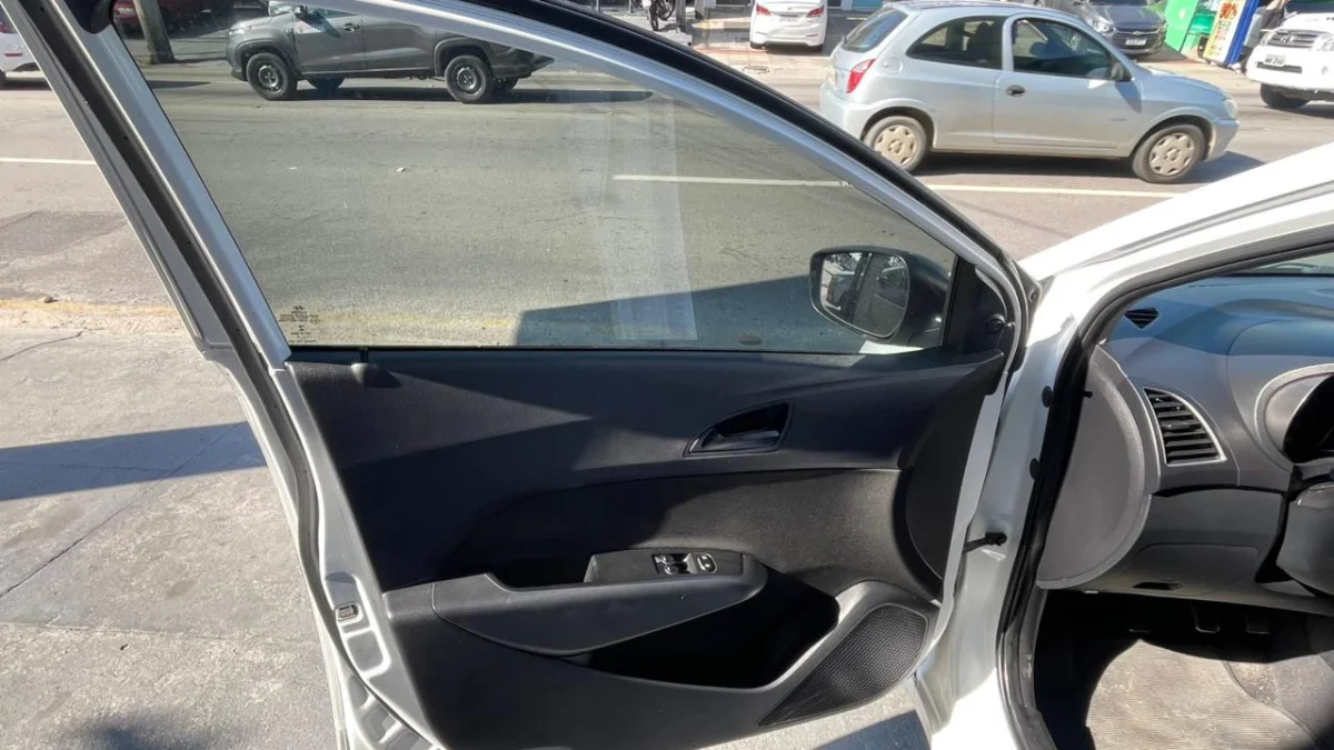 HB20 Unique 1.0 Flex GNV Mec. 2019 - Imagem 11