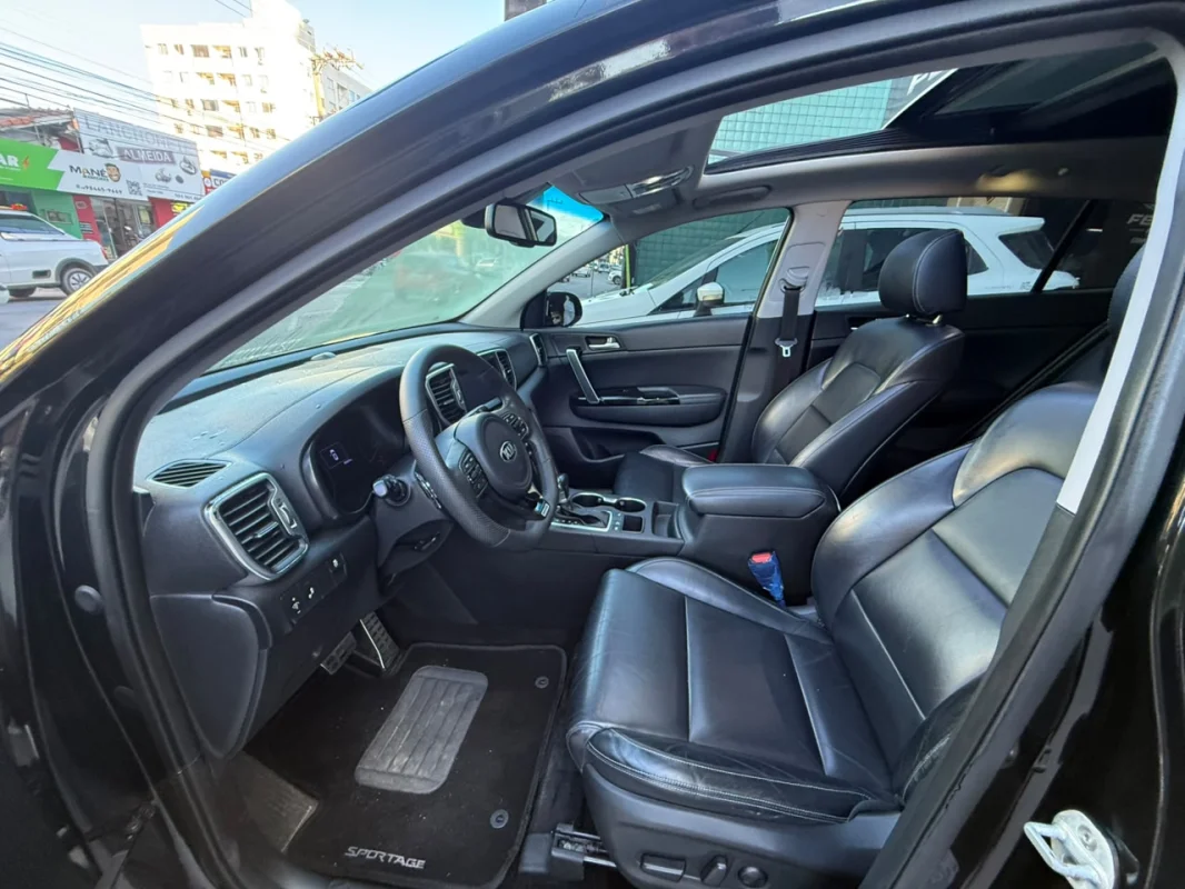 Sportage EX 2.0 Aut 2018 Teto solar - Imagem 10