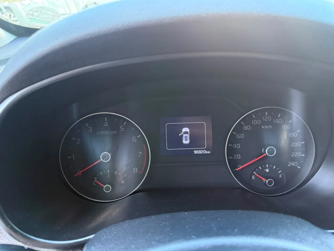 Sportage EX 2.0 Aut 2018 Teto solar - Imagem 9