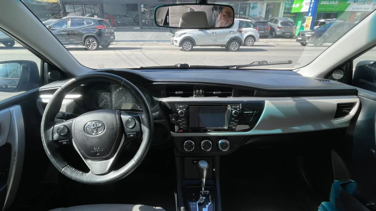Corolla GLI 1.8 Aut. 2017 - Imagem 6