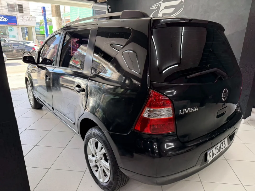 Livina SL 1.8 completo automático 2013 - Imagem 3