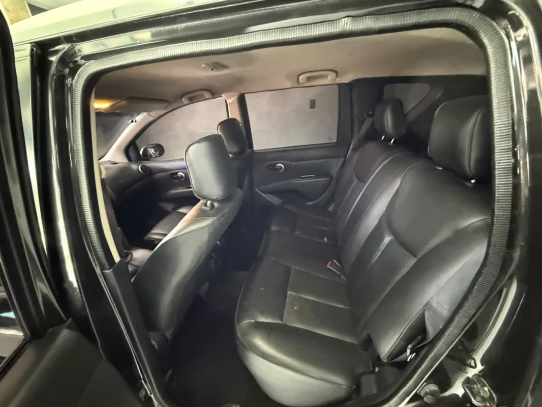 Livina SL 1.8 completo automático 2013 - Imagem 8