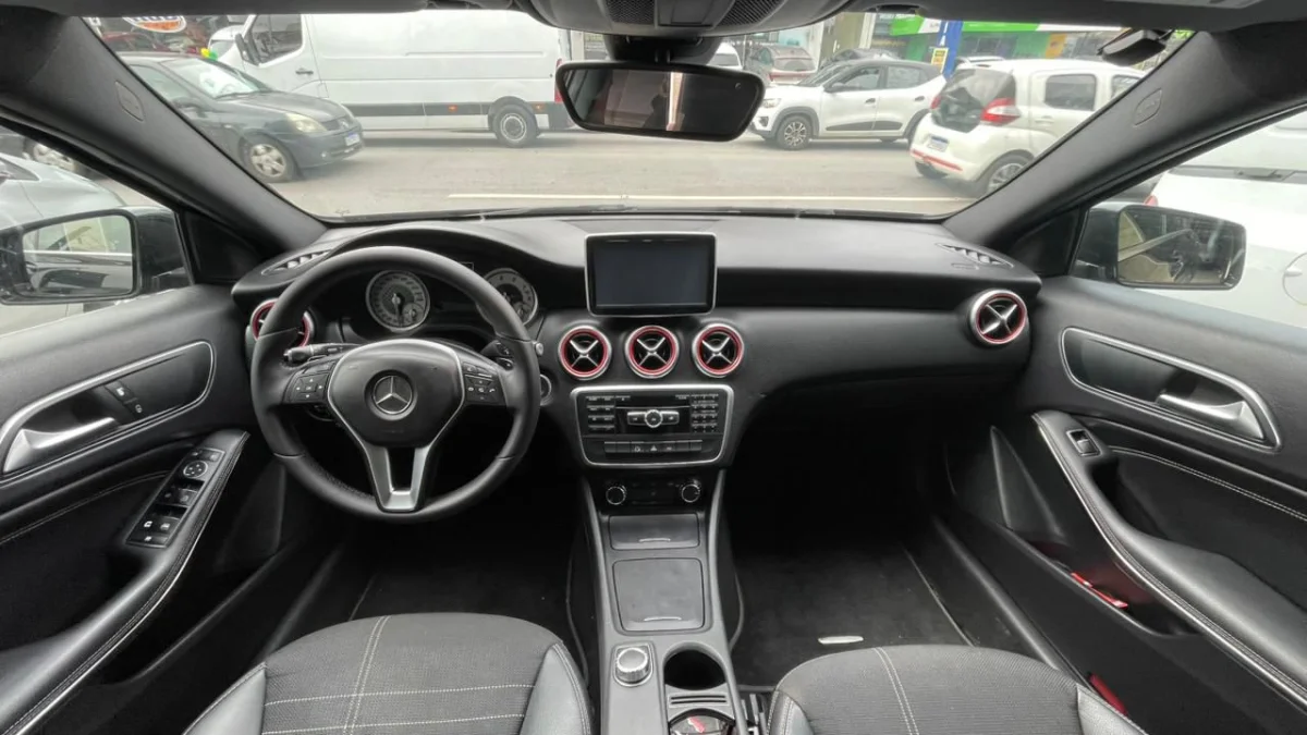 Classe A 200 Urban 1.6 Aut. 2014 - Imagem 5