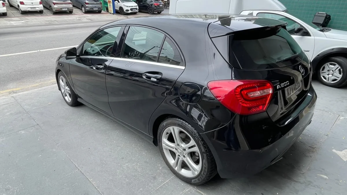 Mercedes Classe A 200 Urban 1.6 Aut. 2014 - Imagem 3