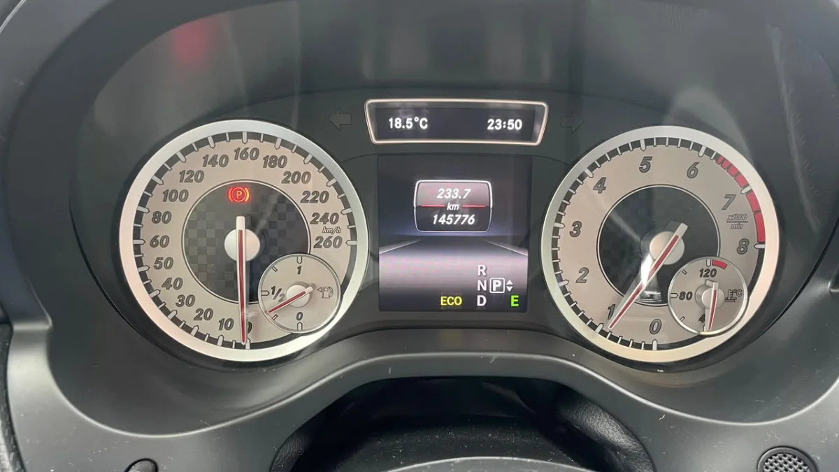 Mercedes Classe A 200 Urban 1.6 Aut. 2014 - Imagem 10