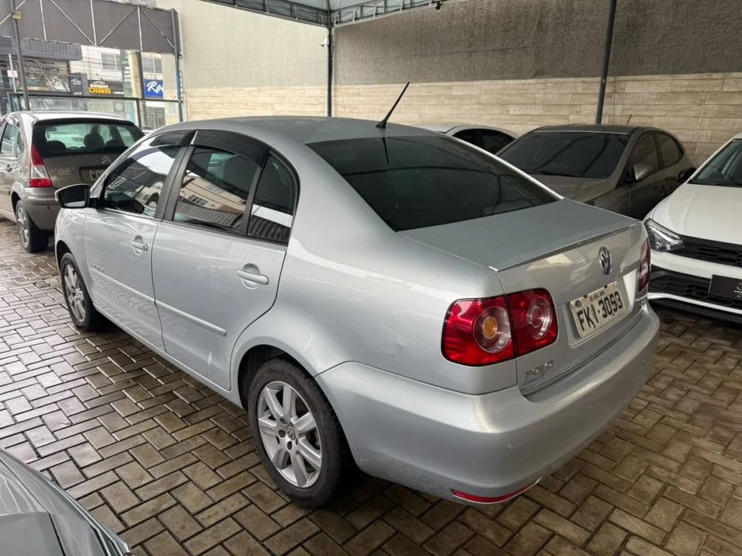 Polo sedan Comfort 2.0 Completo Manual GNV 2013 - Imagem 5