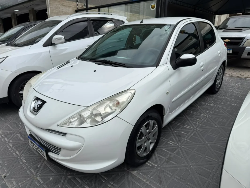 207 XR 1.4 Completo Manual 2013 - Imagem 4