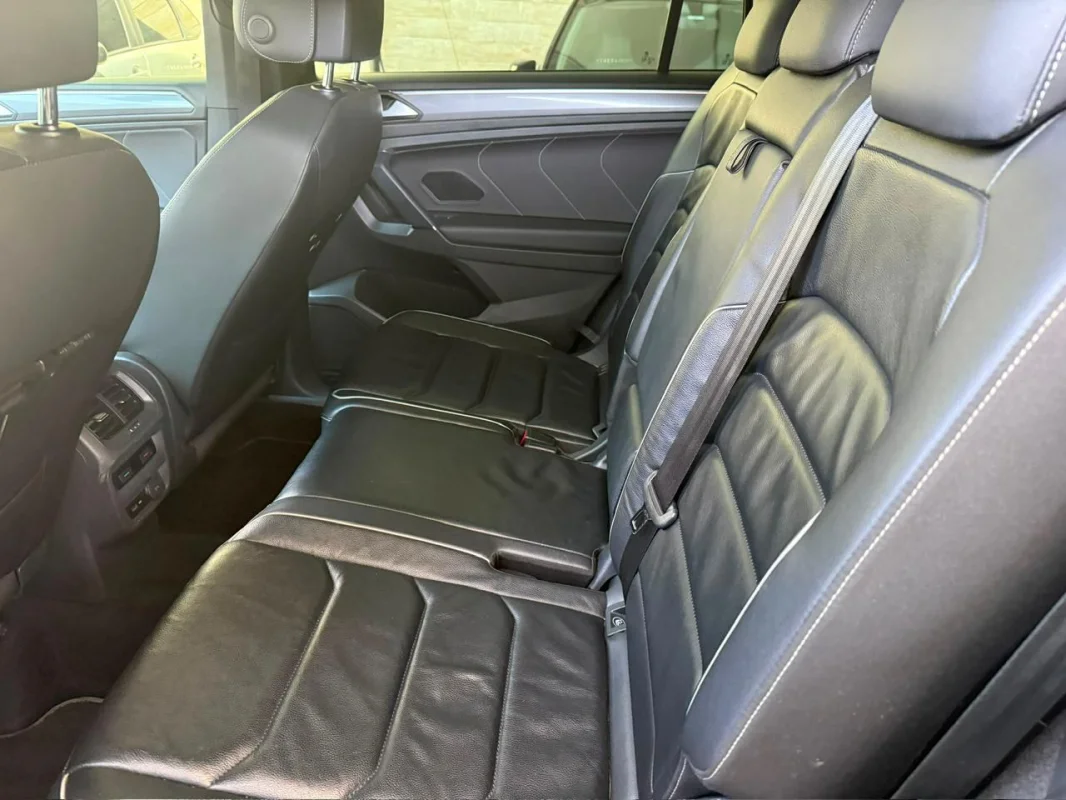 Tiguan Allspac R-Line 2.0 4x4 TETO SOLAR PANORÂMICO 2019 - Imagem 8