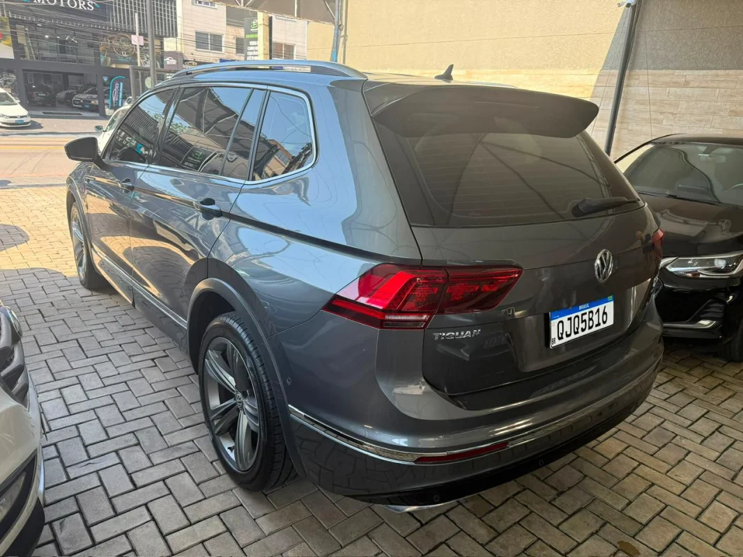 Tiguan Allspac R-Line 2.0 4x4 TETO SOLAR PANORÂMICO 2019 - Imagem 5