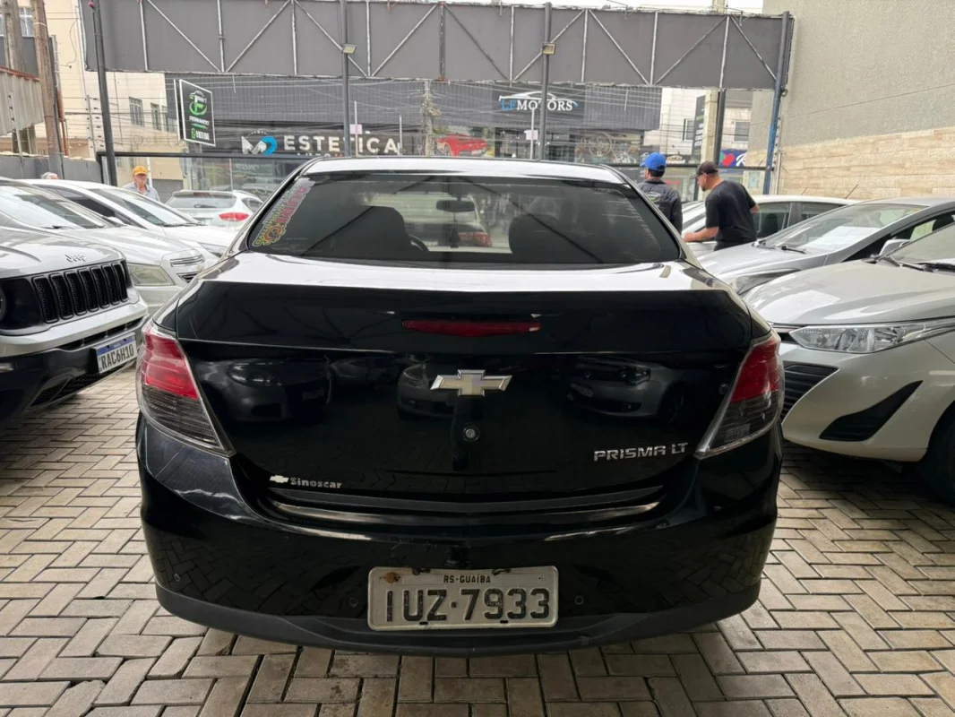 Prisma LT 1.4 Completo Manual 2014 - Imagem 6
