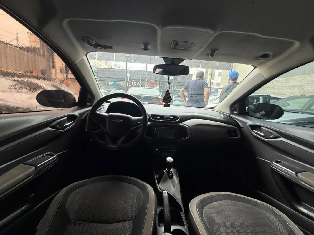 Prisma LT 1.4 Completo Manual 2014 - Imagem 7