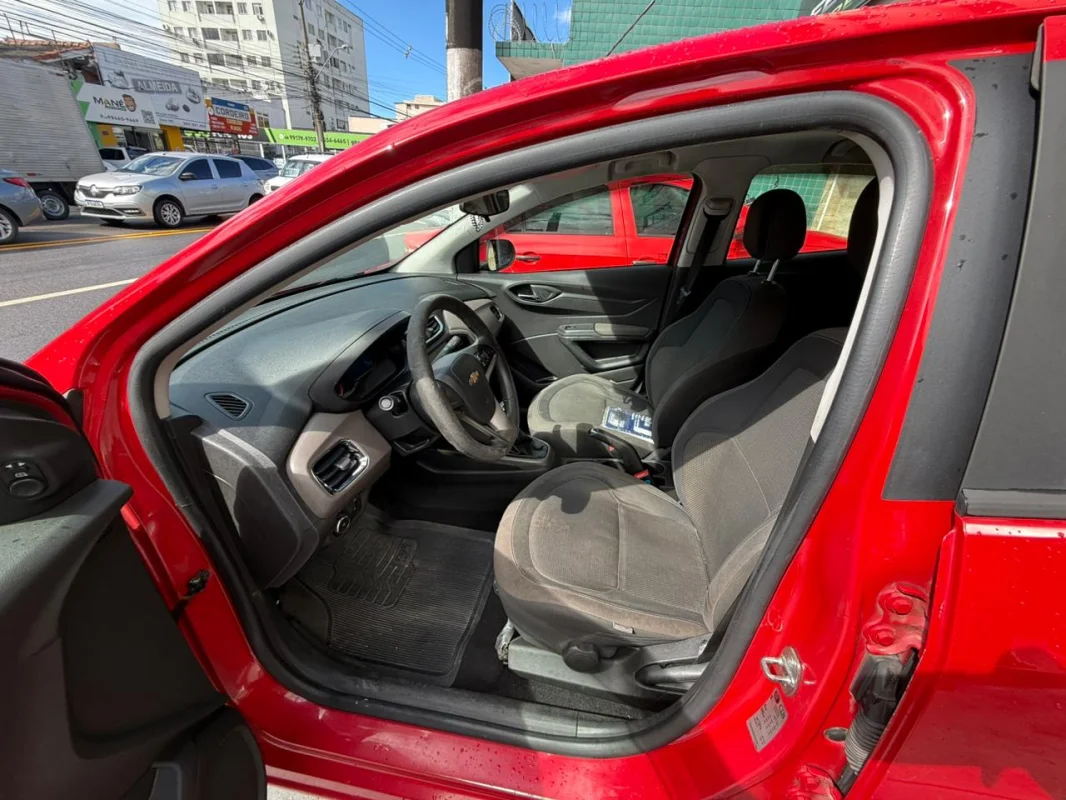 Prisma 1.4 Ltz mec 2016 - Imagem 9